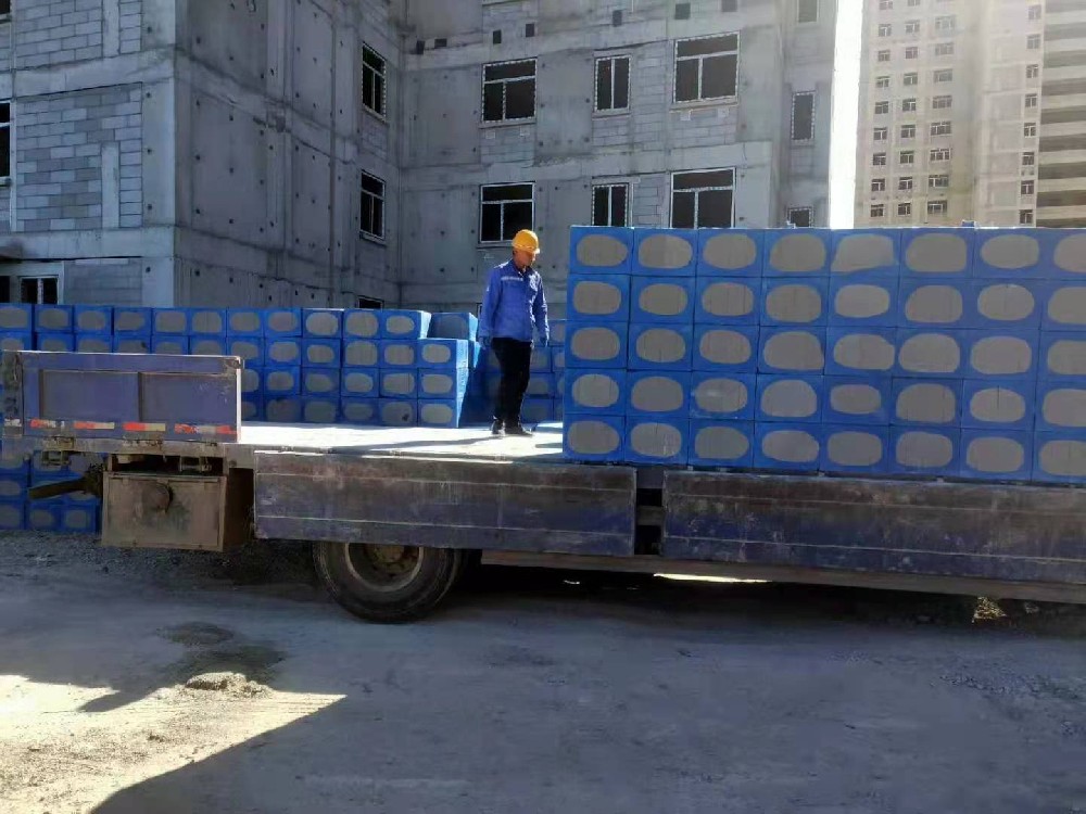 赤峰挤塑板生产厂家详细讲解水泥发泡砖